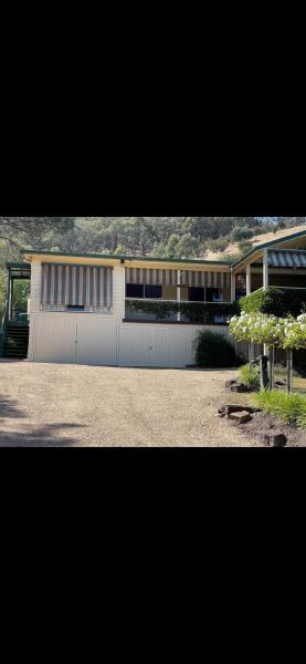 Jamieson Lake Home